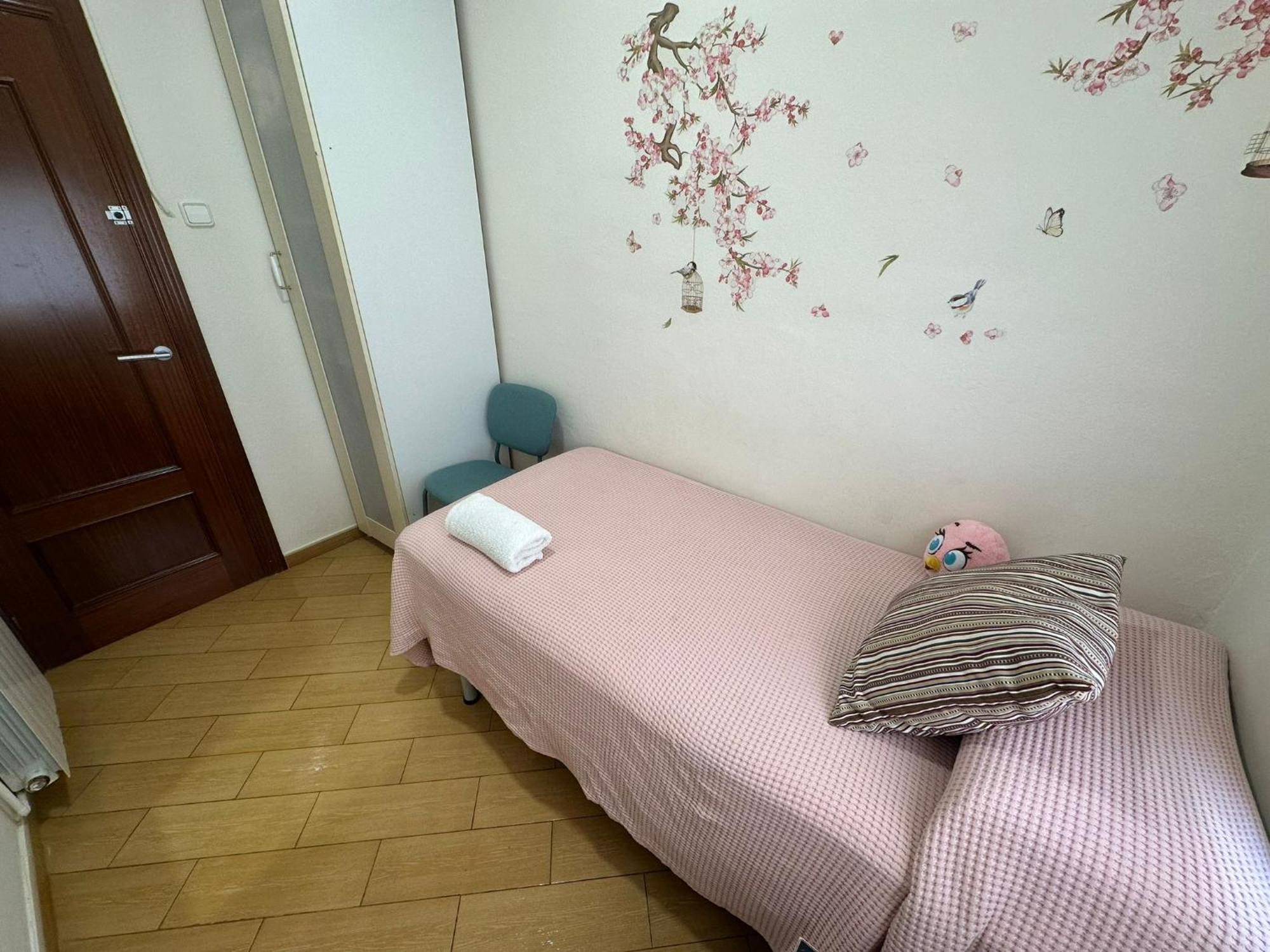 Habitaciones En La Calle Valencia, Barcelona